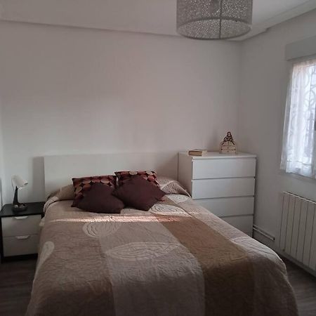 Апартаменты Preciosa Casa Bi-Familiar Al Lado De Donosti. Ирун Экстерьер фото