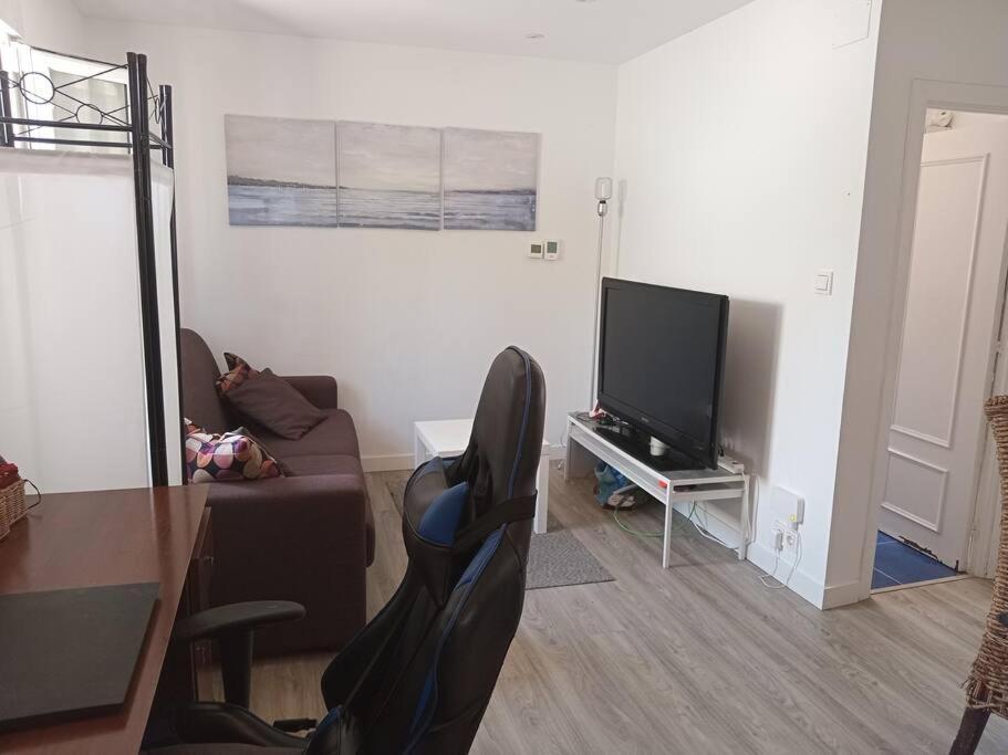 Апартаменты Preciosa Casa Bi-Familiar Al Lado De Donosti. Ирун Экстерьер фото
