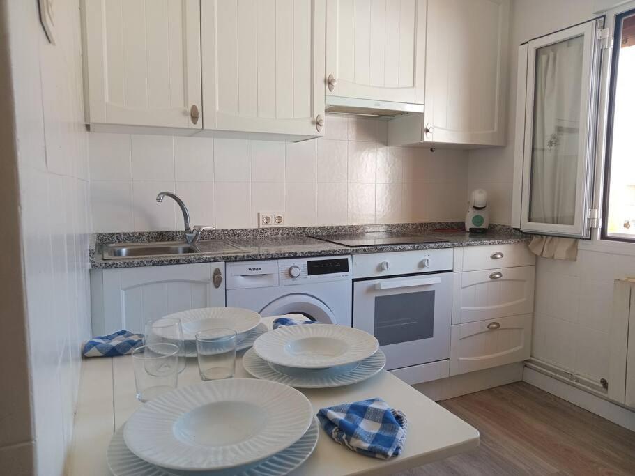 Апартаменты Preciosa Casa Bi-Familiar Al Lado De Donosti. Ирун Экстерьер фото
